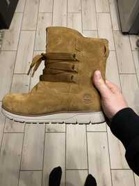 Продам зимове взуття Timberland жіноче оригінал