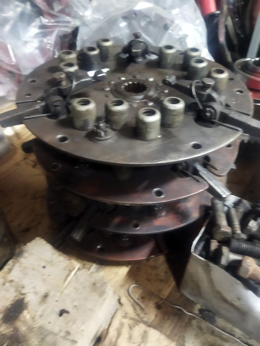 Промежутка Т-25 запчастини