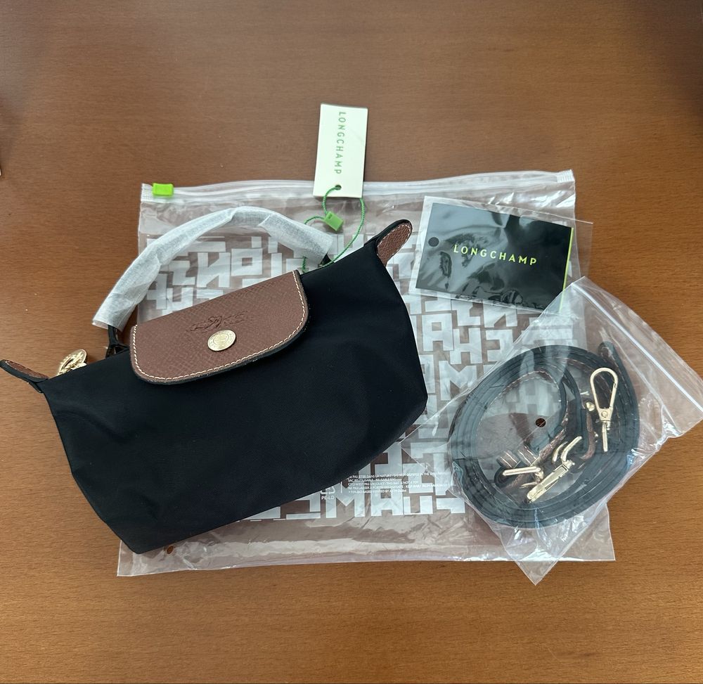 Longchamp mini.