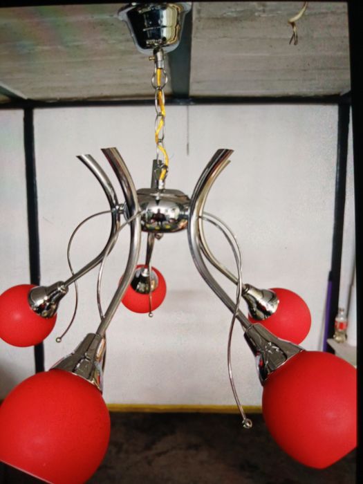 Люстра п'ятірукава  червона