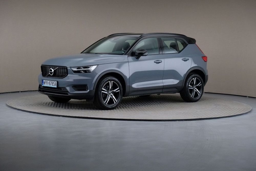 Volvo XC 40 Volvo Xc40 T3 R Design aut Hak Ogrz Fotele Kierownica Kamera Navi Salo