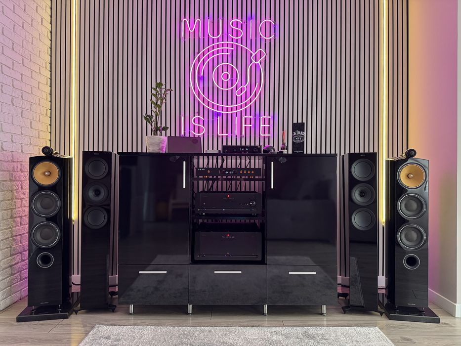 ℹ️ Hi-End сетап B&W 804D2, Parasound JC2 + A21, Holo Spring 3KTE + Red