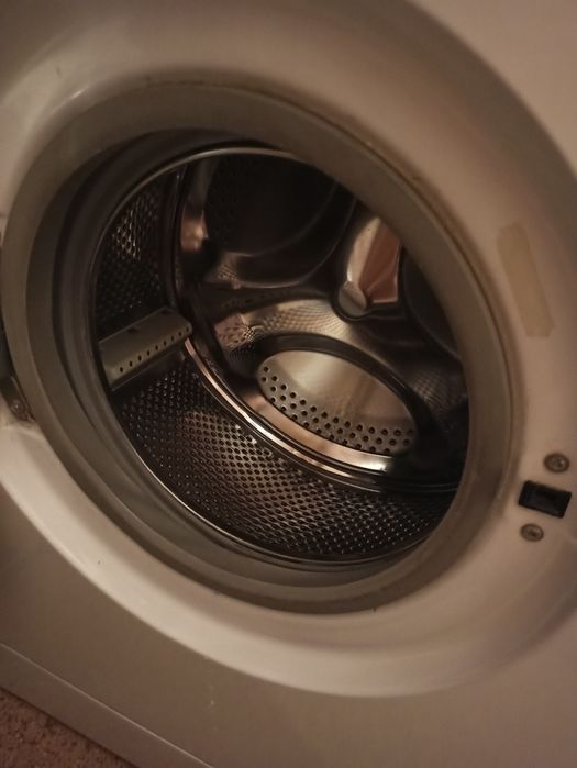 Стиральная машина Indesit на запчасти