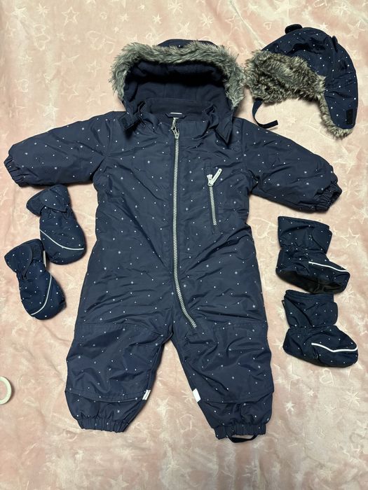 Зимовий комбинезон.