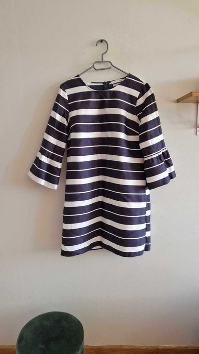 Piękna elegancka sukienka Reserved paski rozszerzane rękawy turcja