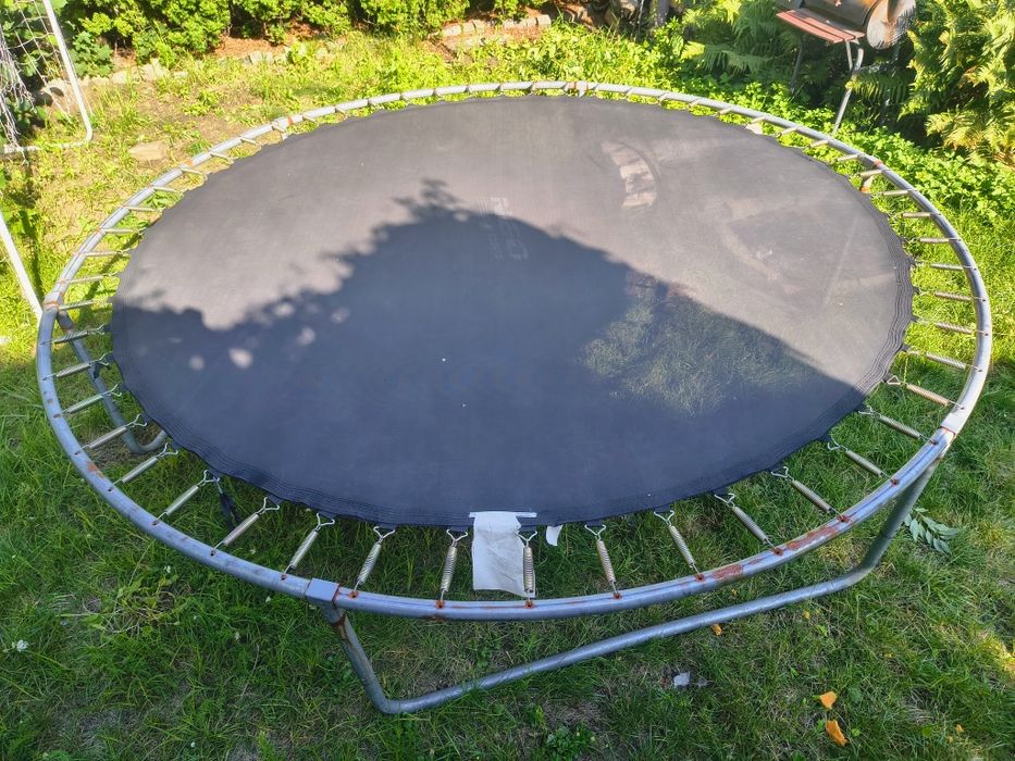 Trampolina ogrodowa 2,5m