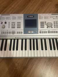 Продам синтезатор Yamaha PSR-K1