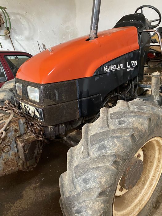 Trator agrícola, usado mas em bom estado