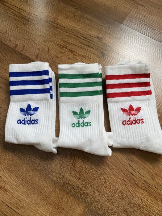 Шкарпетки Adidas.