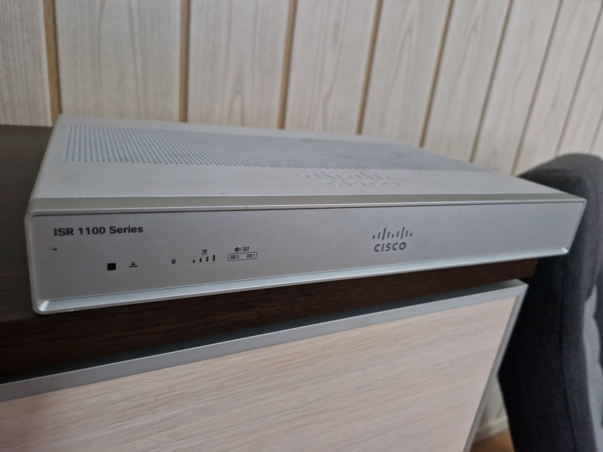 Cisco ISR 1100 model C1111