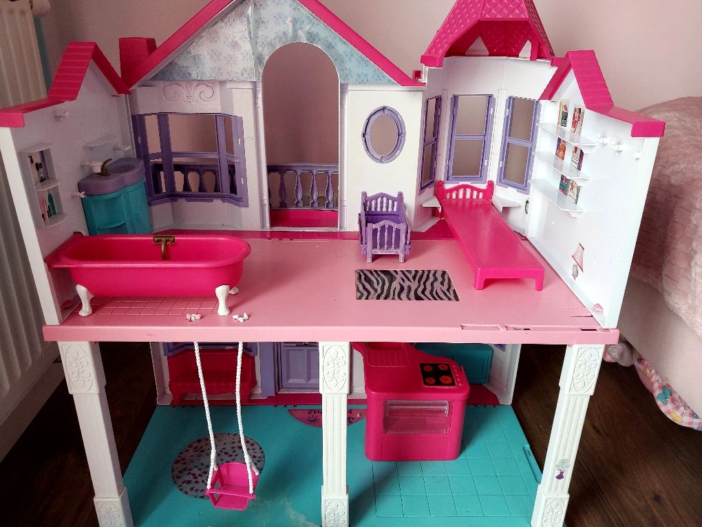 Domek dla lalek barbie + akcesoria
