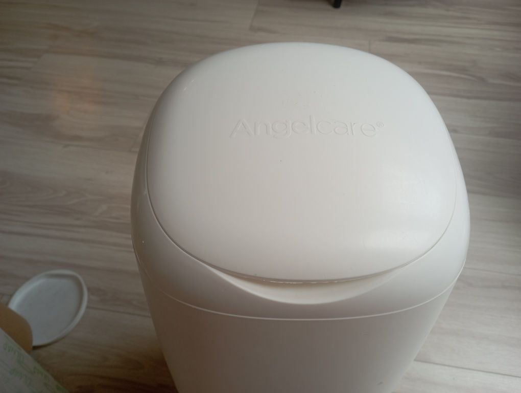 Kosz na Pampersy AngelCare + zapas + tuba do zakladania
