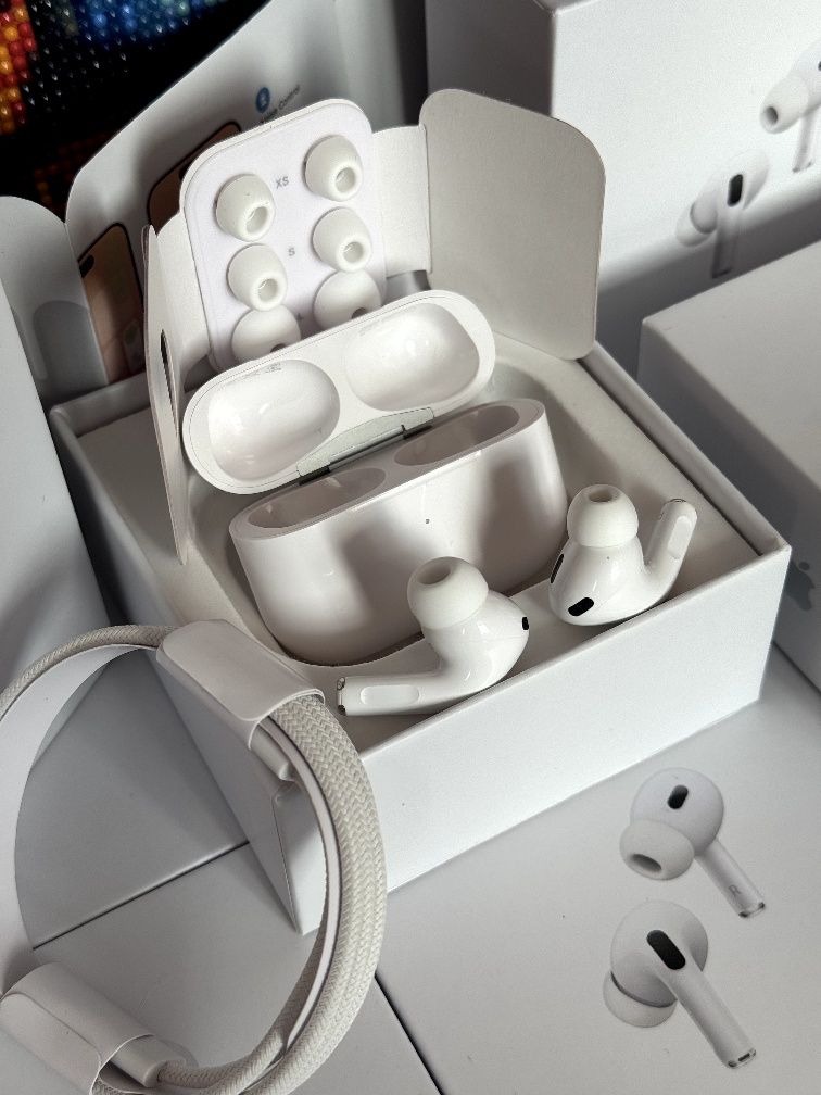 Бездротові навушники Apple AirPods Pro 2