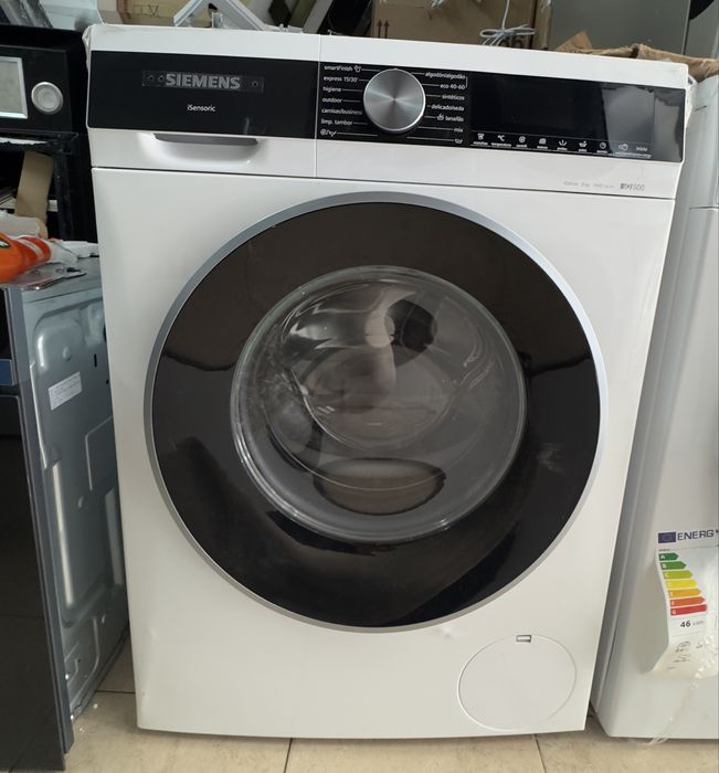 Máquina de Lavar Roupa SIEMENS WG44G2F0ES (9 kg - 1400 rpm - Branco)