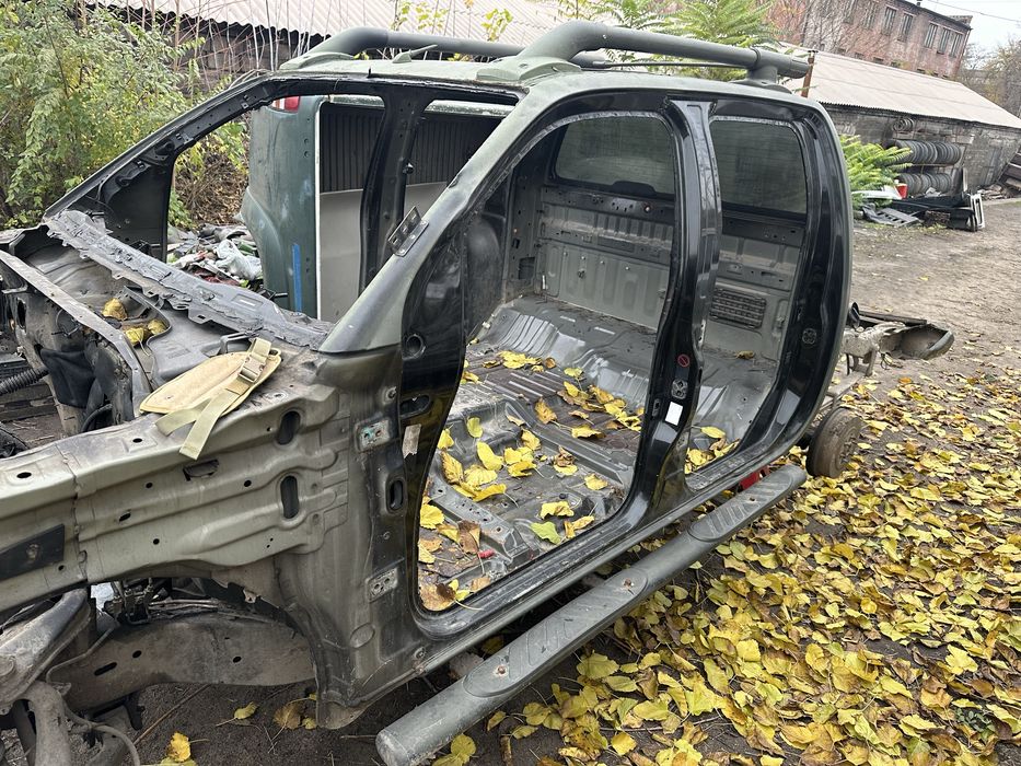 Кабіна Nissan Navara d40 YD25DDTI