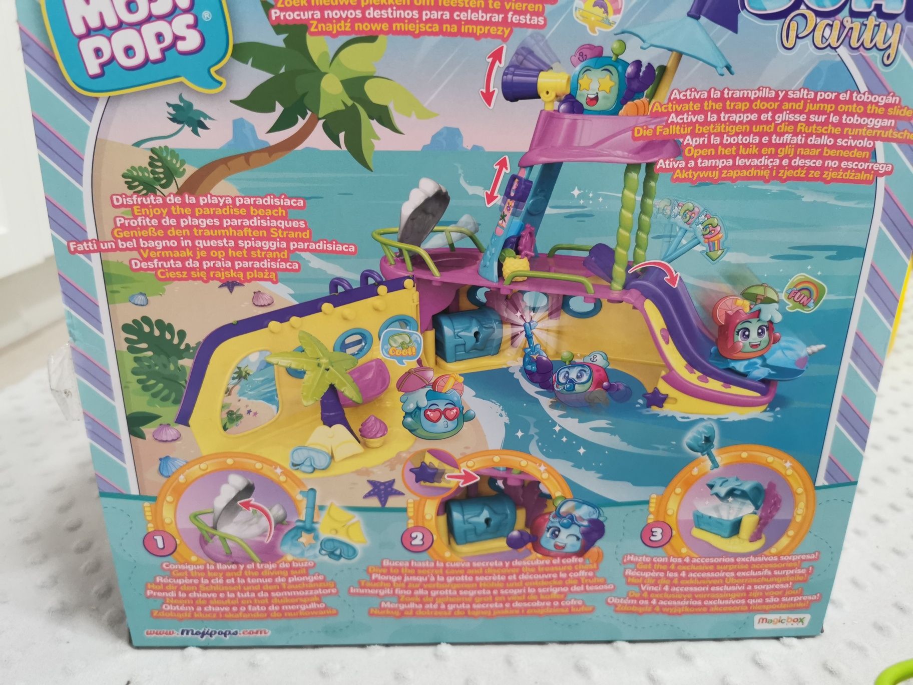 Moji pops statek party boat