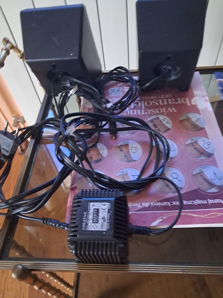 Subwoofer +głośniki +zasilacz .