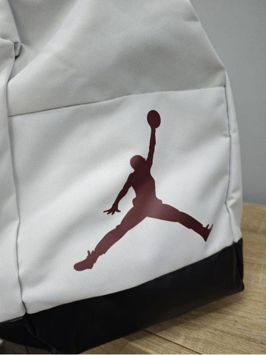 Сумка спортивна Jordan Air Velocity Duffle Bag