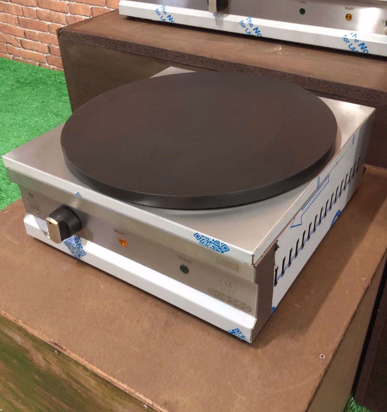 Máquina de crepes a gás e eléctrica