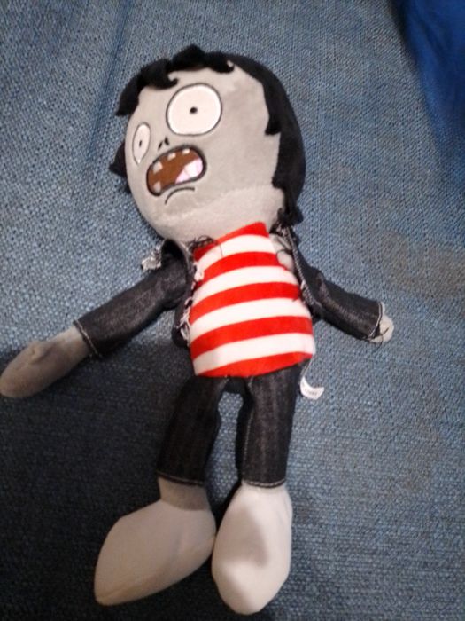 Зомбі м'яка іграшка