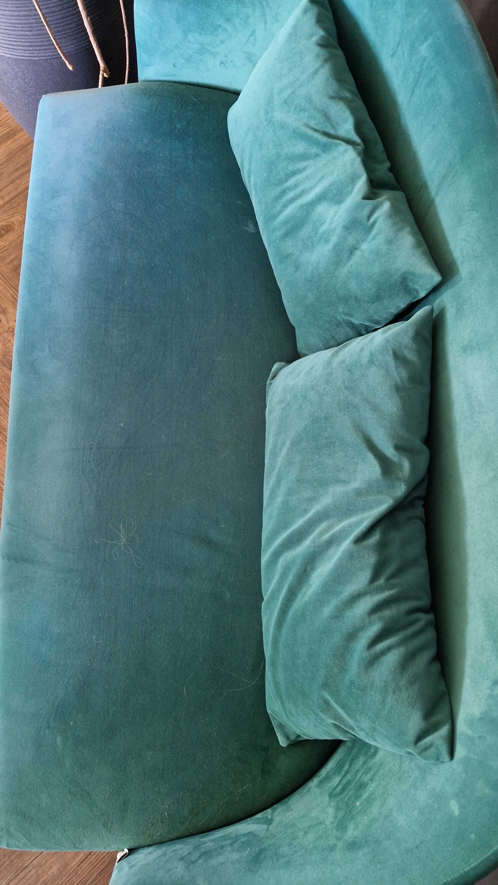 Sofa dwuosobowa zielona