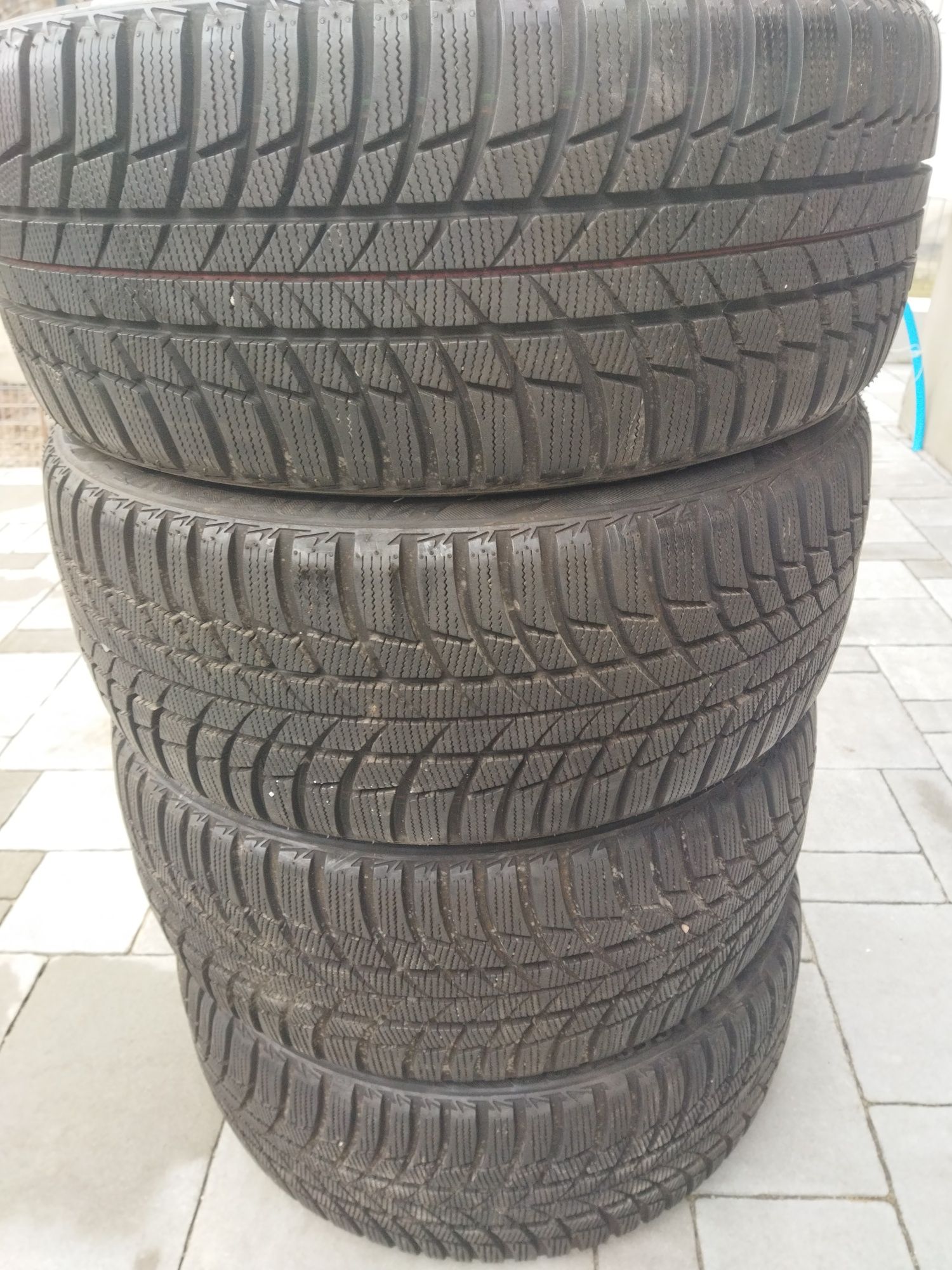 Bridgestone 225/40/R18