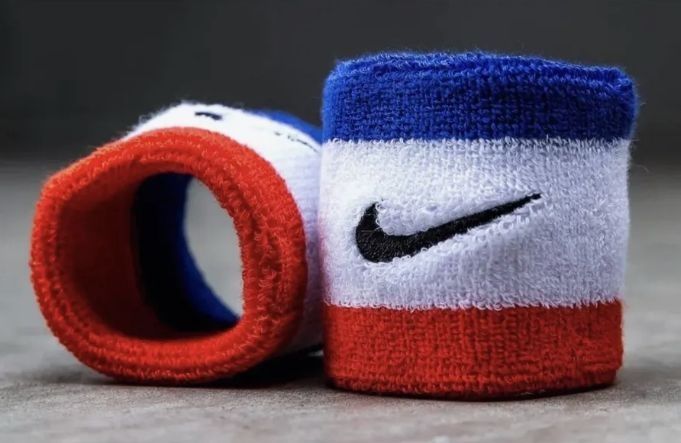 Напульсник на руку Nike