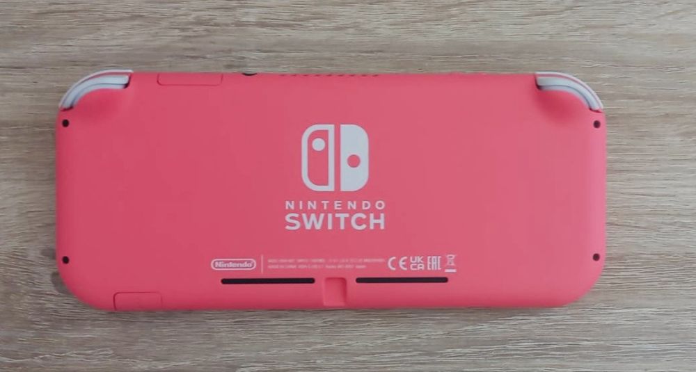 Nintendo Switch Lite RÓŻOWA + gra + karta 128GB + ładowarka + etui