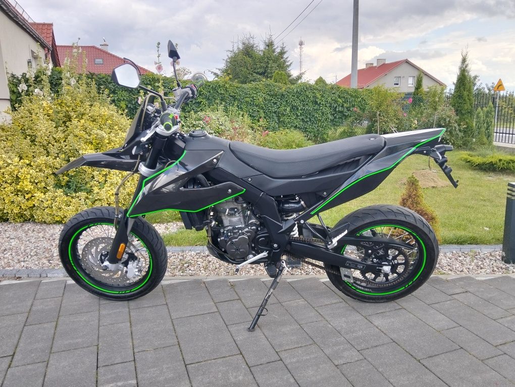 Malagutil XSM 125 SM **jak nowy** kat A1/B z Niemiec Transport