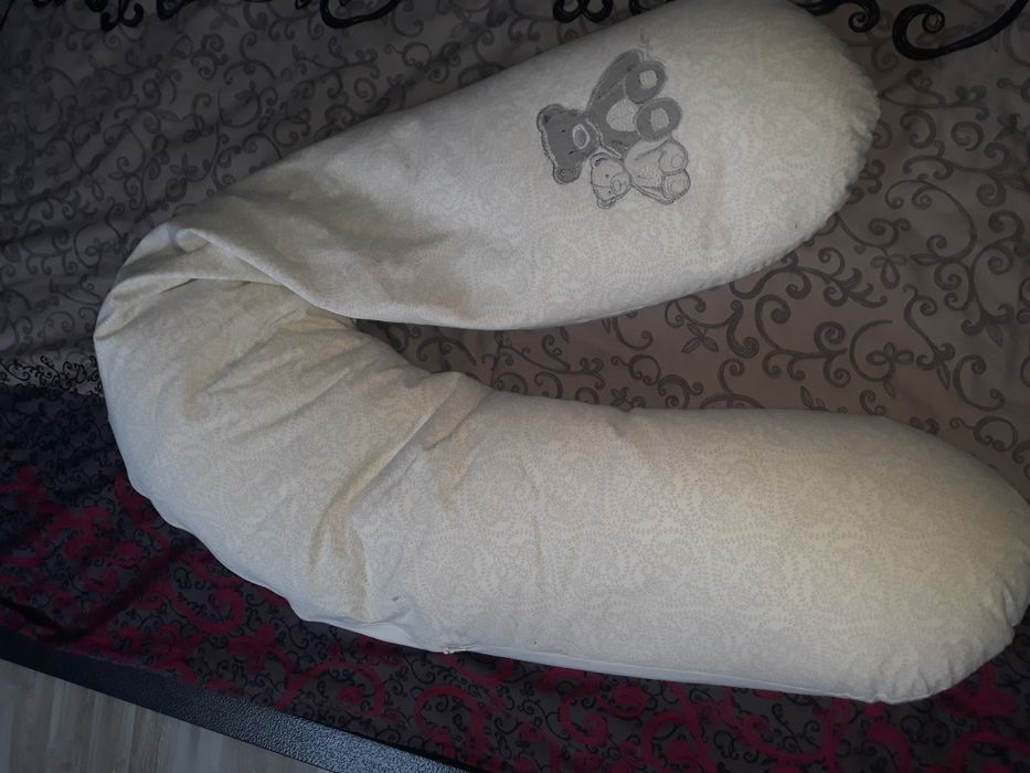 Poduszka rogal dla ciężarnych kulka silikonowa