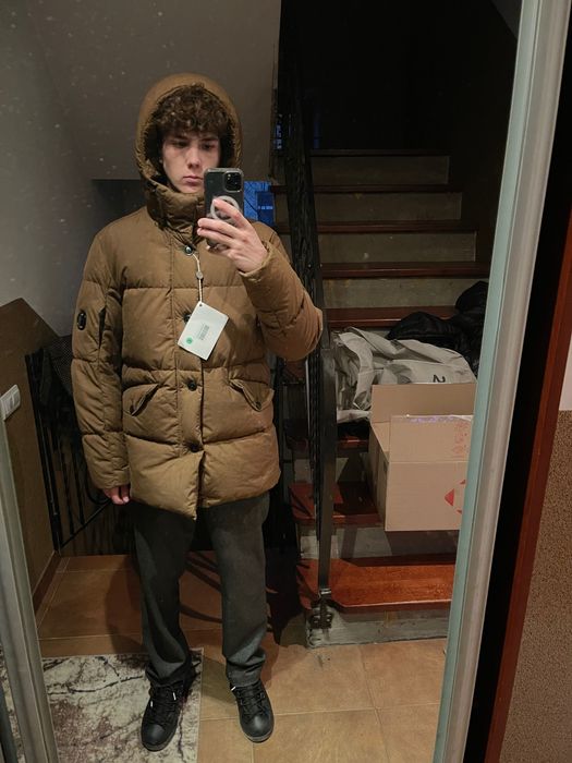 Пуховик C.P. Company коричневий , новий М розмір . Оригінал .