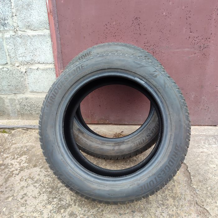 Шини  BRIDGESTONE 98V l 005 R17.