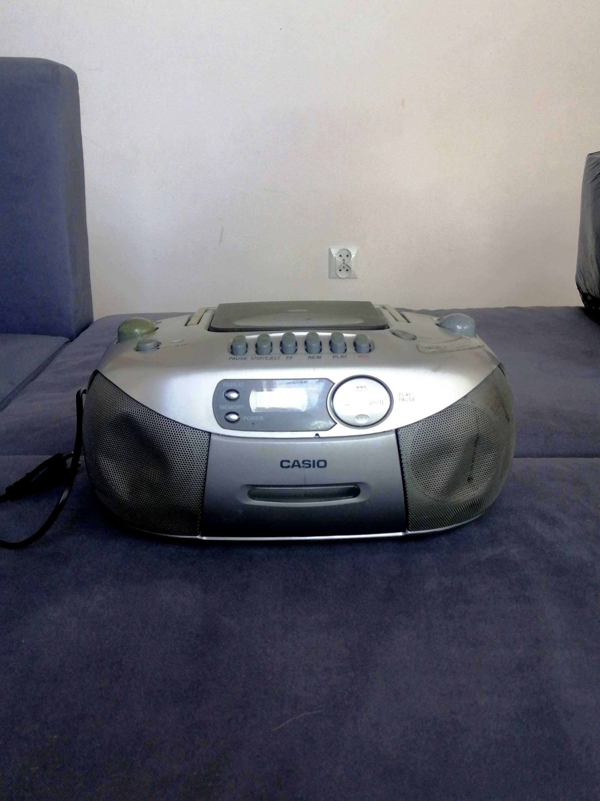 Radio CASIO na działkę - GRA GŁOŚNO