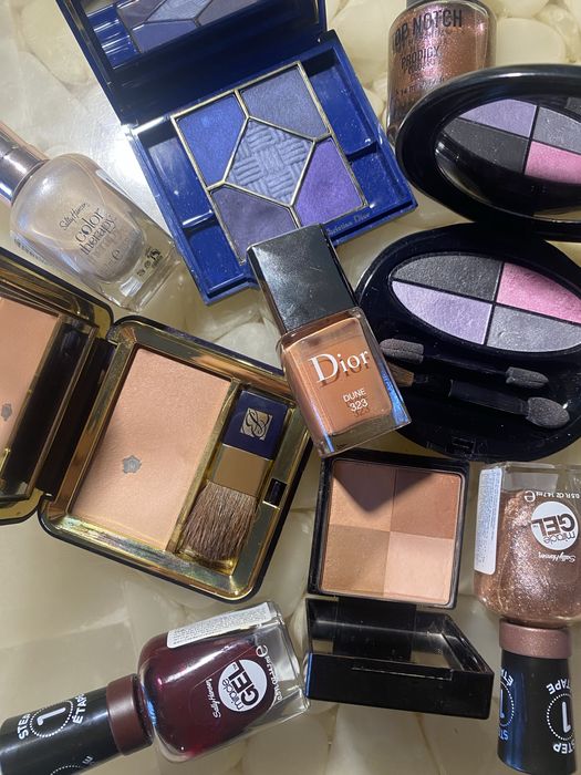 Тіні Dior, YSL, ABH 850 грн.