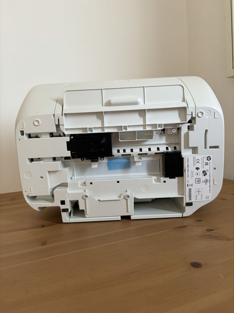 Impressora HP DeskJet 2722e