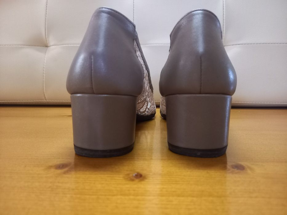 Sapatos novos muito confortáveis