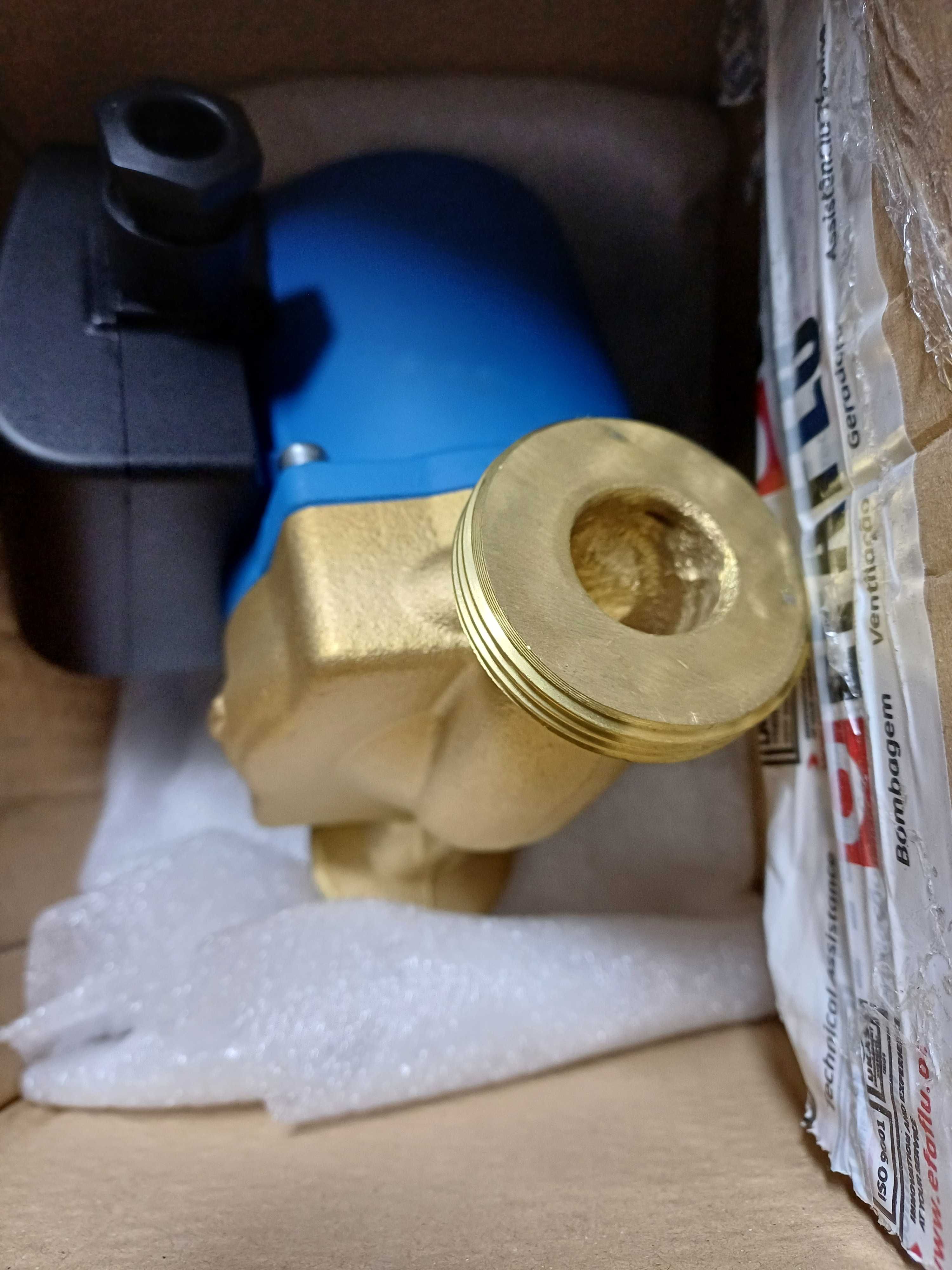 Bomba circuladora para água quente sanitária Efaflu