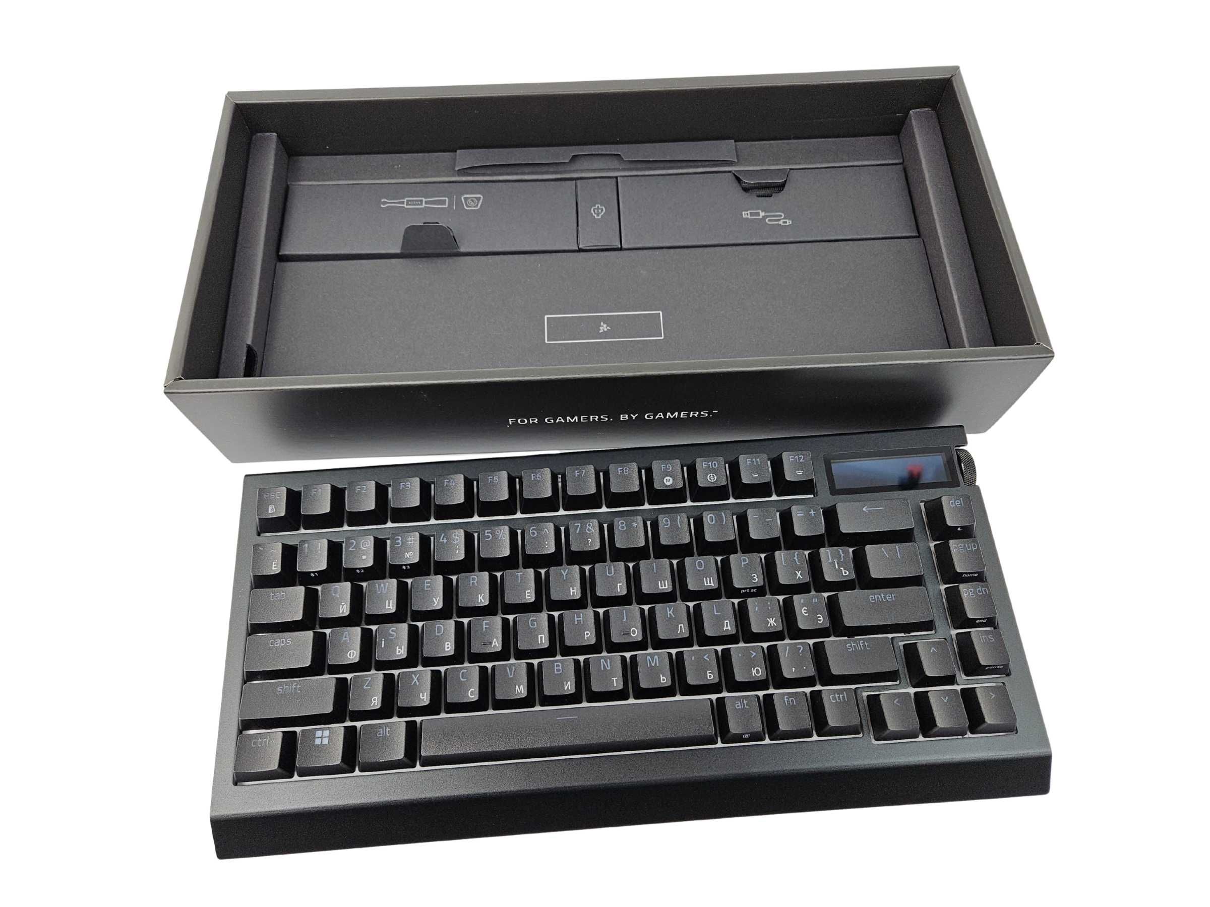 Клавіатура Razer BlackWidow V4 Pro 75% ISO (Orange Switch Gen-3)