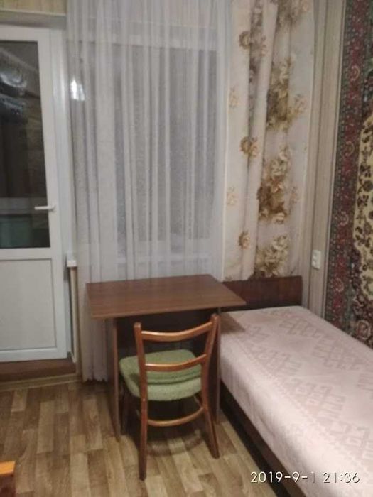 Житомир сдам КОМНАТУ двум девочкам-студенткам (одна уже есть)