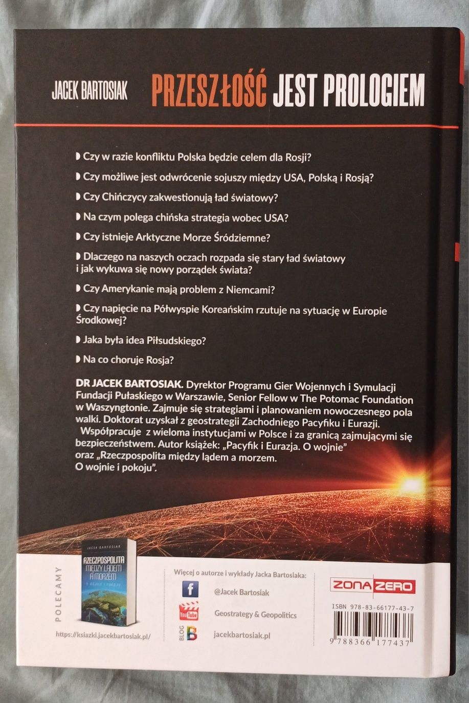 Bartosiak Jacek - Przeszłość jest prologiem