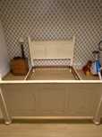 Cama de casal com colchoes e estrado