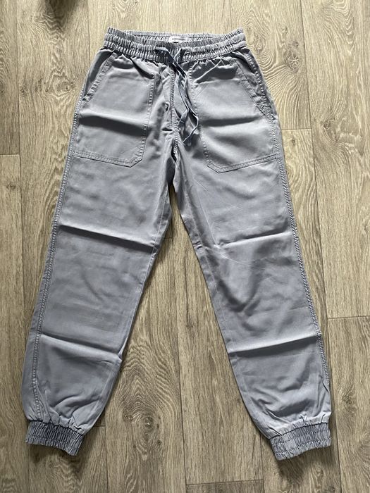 Жіночі штани C&A