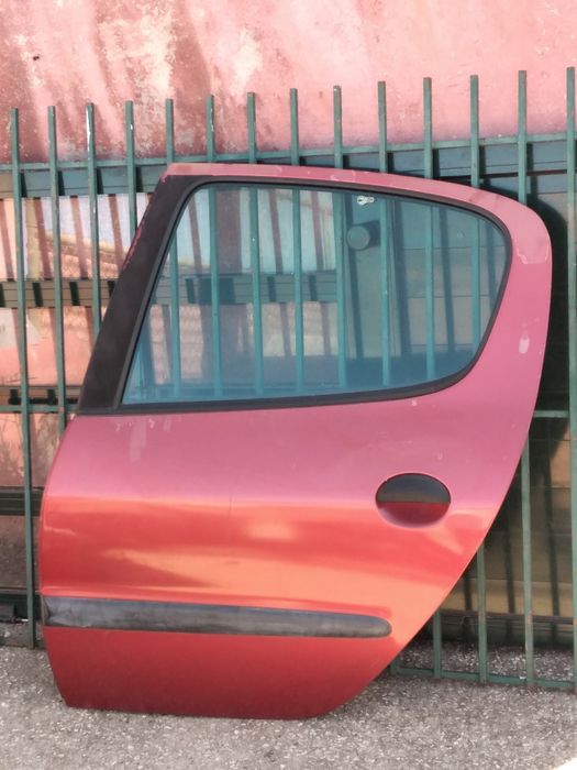 Porta Portas Nuas Peugeot 206 5 Portas Modelo 1998 a 2005 Cor Bordeux