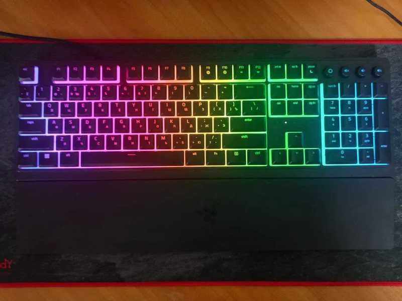 Клавиатура Razer Ornata V3
