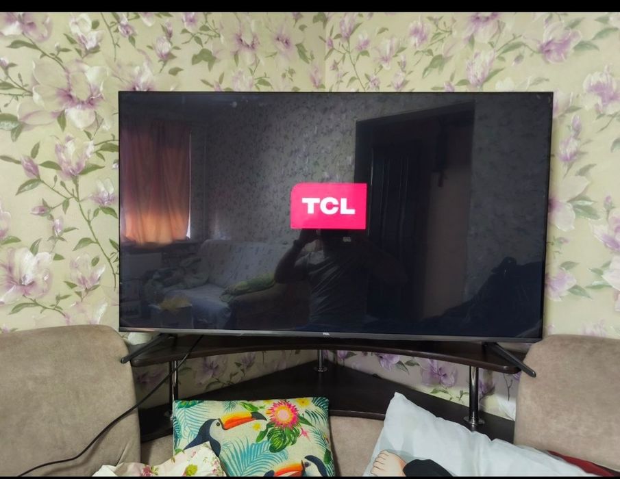 Телевизор ТСL  50 диагональ