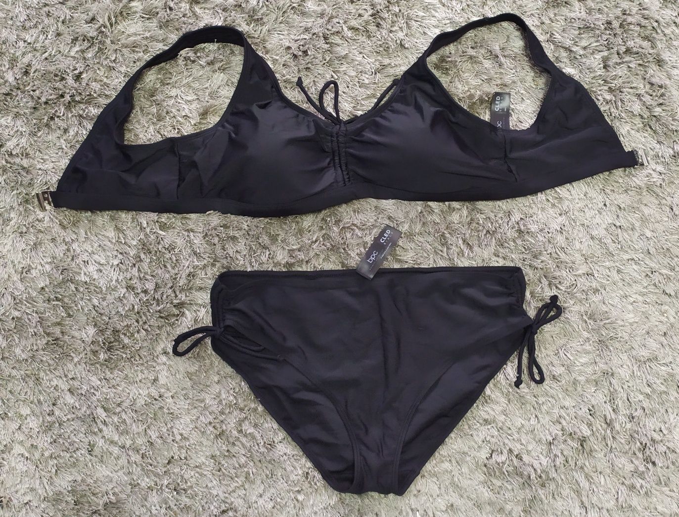 NOWE 2 częściowe bikini r. 44 push -up czarne BONPRIX