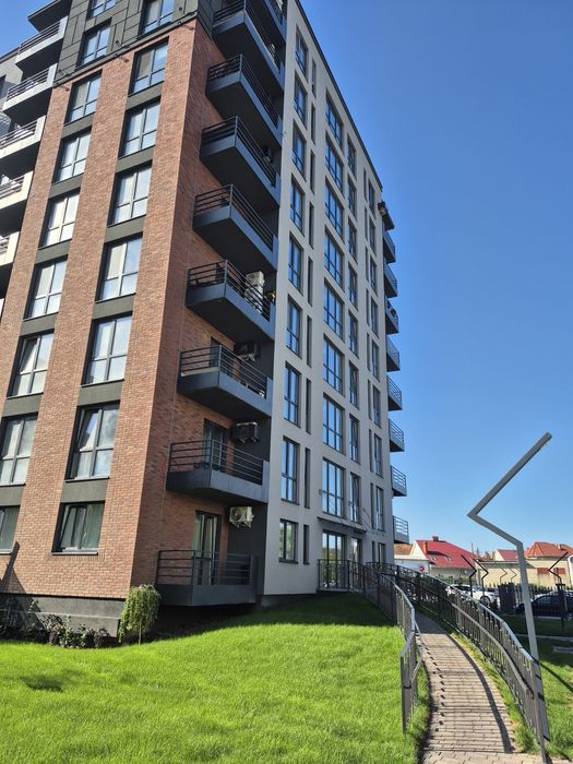 Продаж 2.кім.квартири жк.West Towers