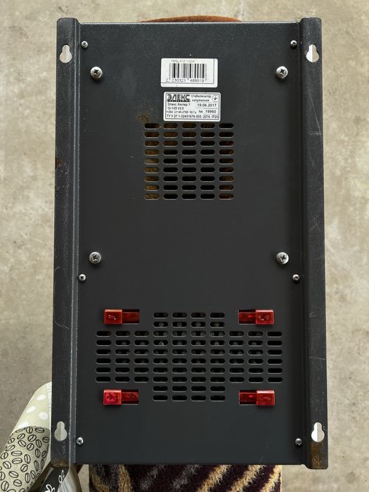 Продам стабілізатори напруги ЕЛЕКС АМПЕР 12-1/25