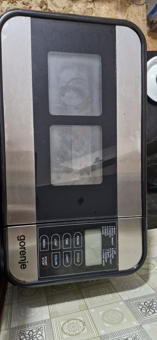 Хлебопечка Gorenje BM1400E с 2 формами для выпечки+Тестомес