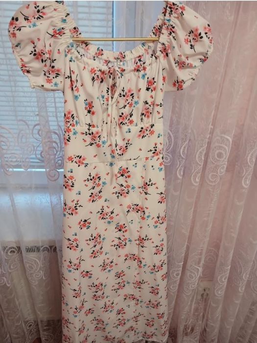 Продам жіночу сукню